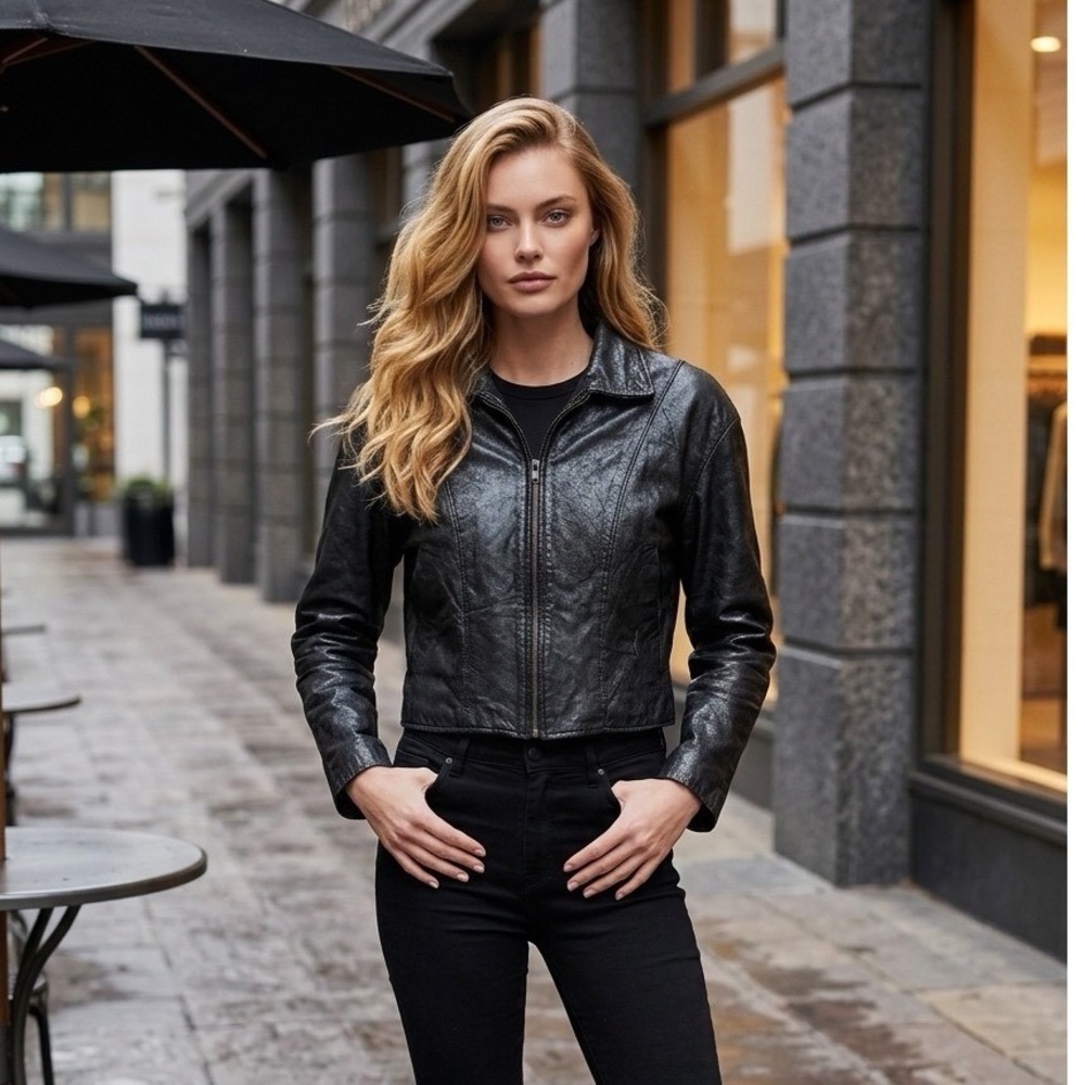 Vintage Wilsons Leather Cropped Jacket Black Womens Full Zip Biker Moto Size 10